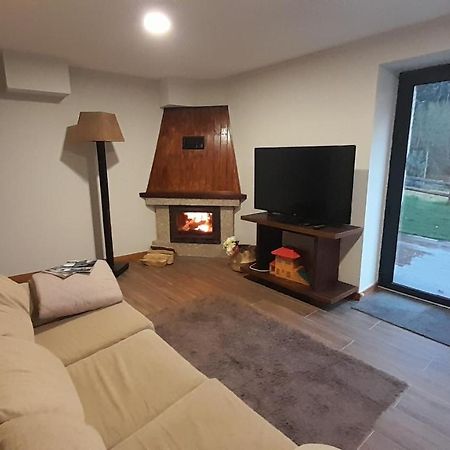 Casa Velha De Ponta Soto Villa Cela  Eksteriør billede