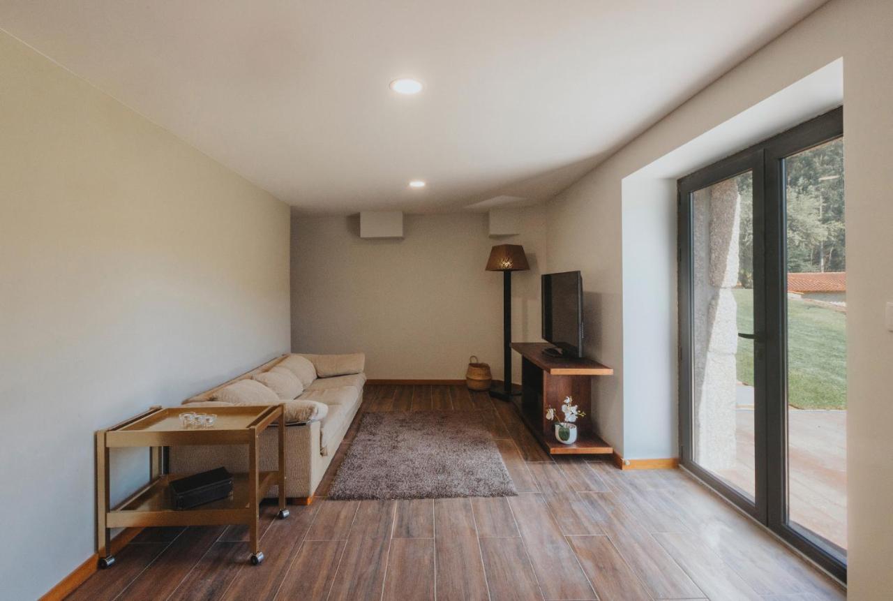 Casa Velha De Ponta Soto Villa Cela  Eksteriør billede