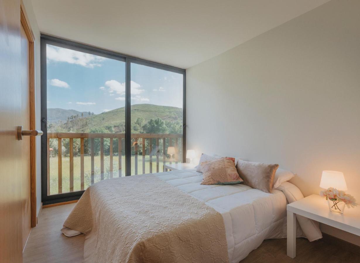 Casa Velha De Ponta Soto Villa Cela  Eksteriør billede